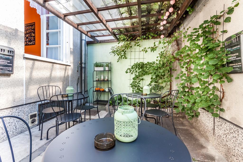 The Secret Garden Hostel Krakow Exterior photo